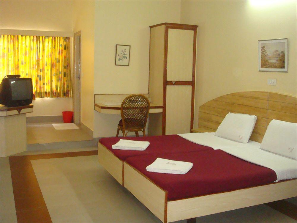 Hotel Vellara Bangalore Exterior foto