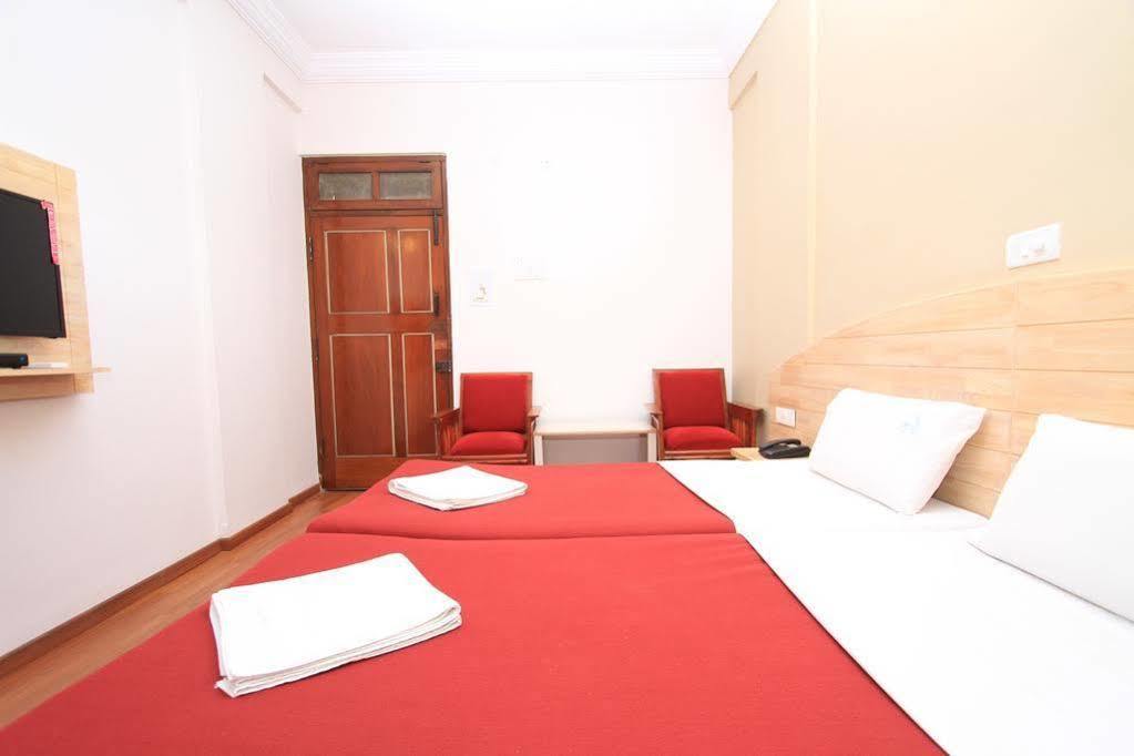 Hotel Vellara Bangalore Exterior foto