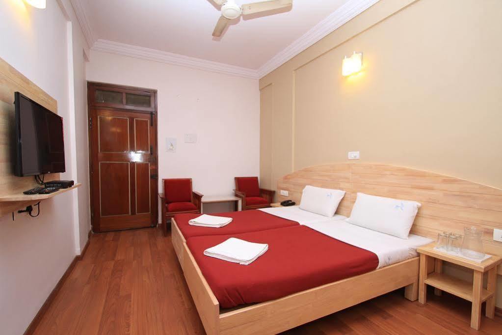 Hotel Vellara Bangalore Exterior foto