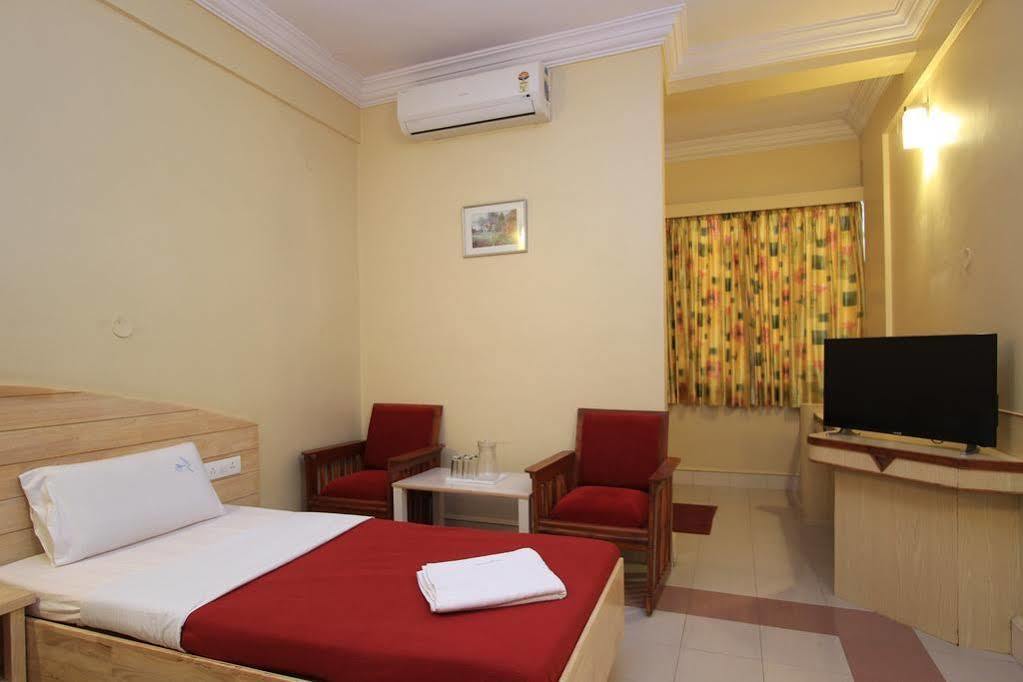 Hotel Vellara Bangalore Exterior foto