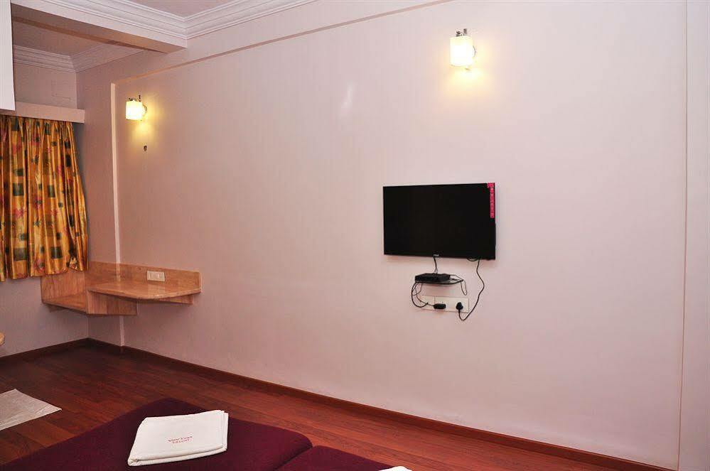Hotel Vellara Bangalore Exterior foto